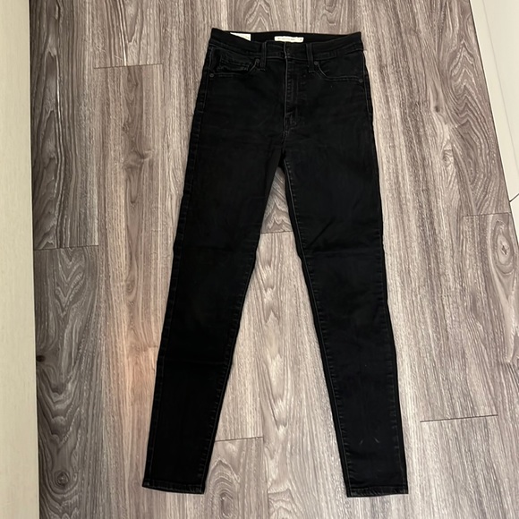 Levi's Pants - Levi’s black high rise, skinny jeans